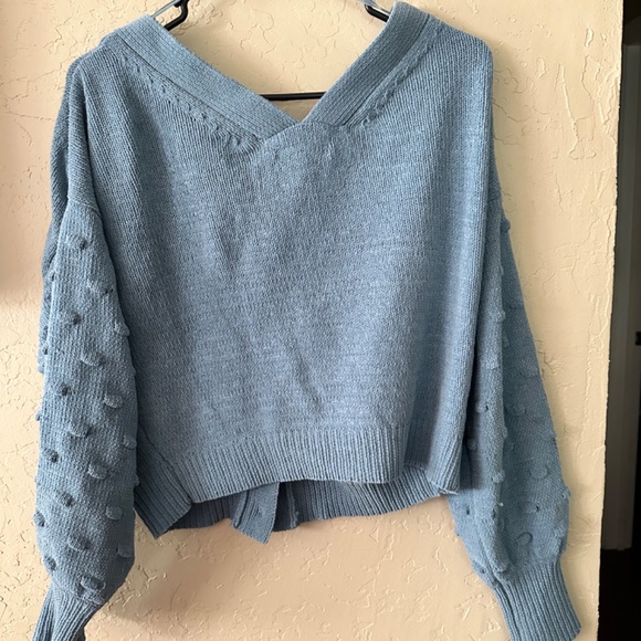 Sweater - Picture 3 of 3
